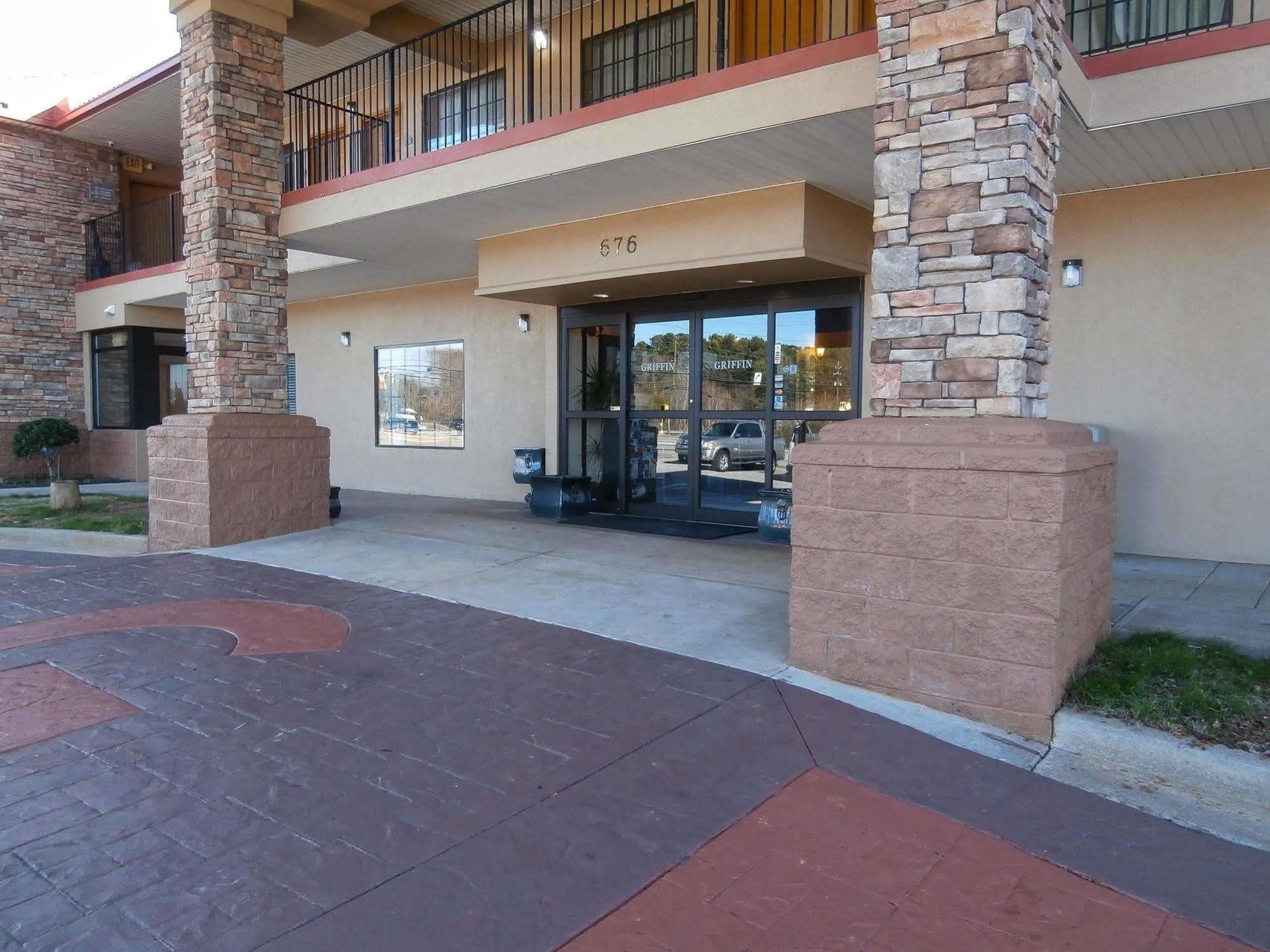 Americas Best Value Inn & Suites-Griffin Exterior photo